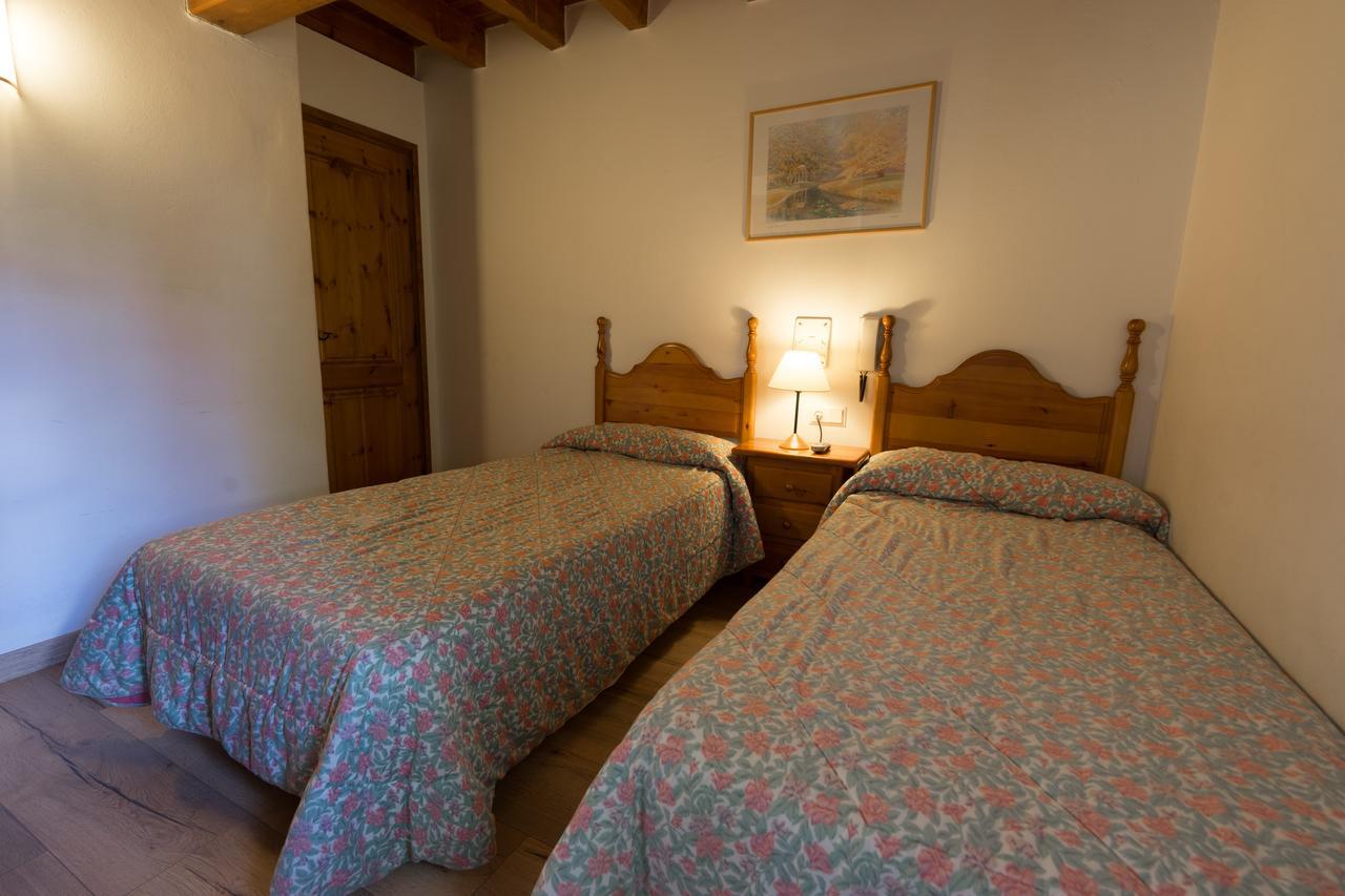 Residencial La Solana Hotel Vall De Boi Exterior photo