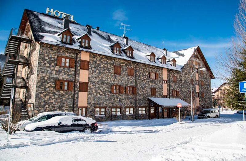 Residencial La Solana Hotel Vall De Boi Exterior photo